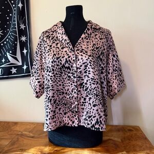 JOYSPUN Juniors L (12/14) Light Pink Animal Print Sleep Shirt Button Up Soft